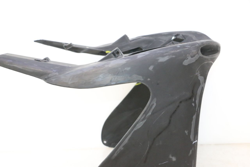 photo de FRONT FAIRING MBK NITRO 50 (2004 - 2008) - Detailed visual inspection