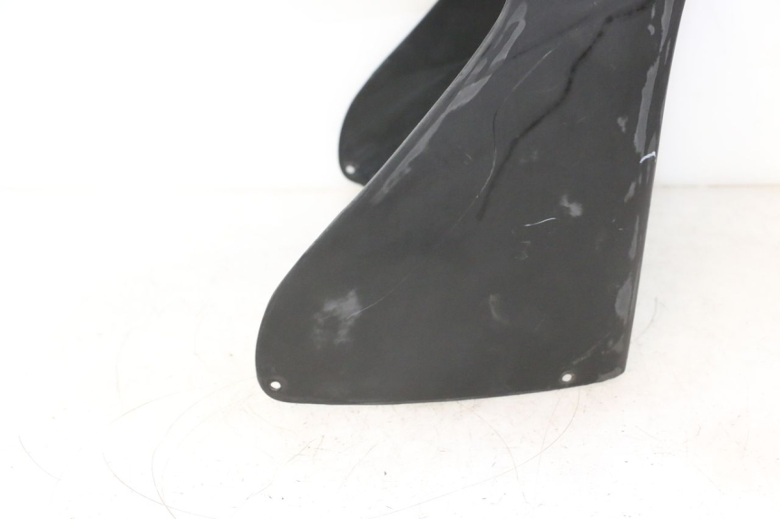 photo de FRONT FAIRING MBK NITRO 50 (2004 - 2008) - Focus on structure