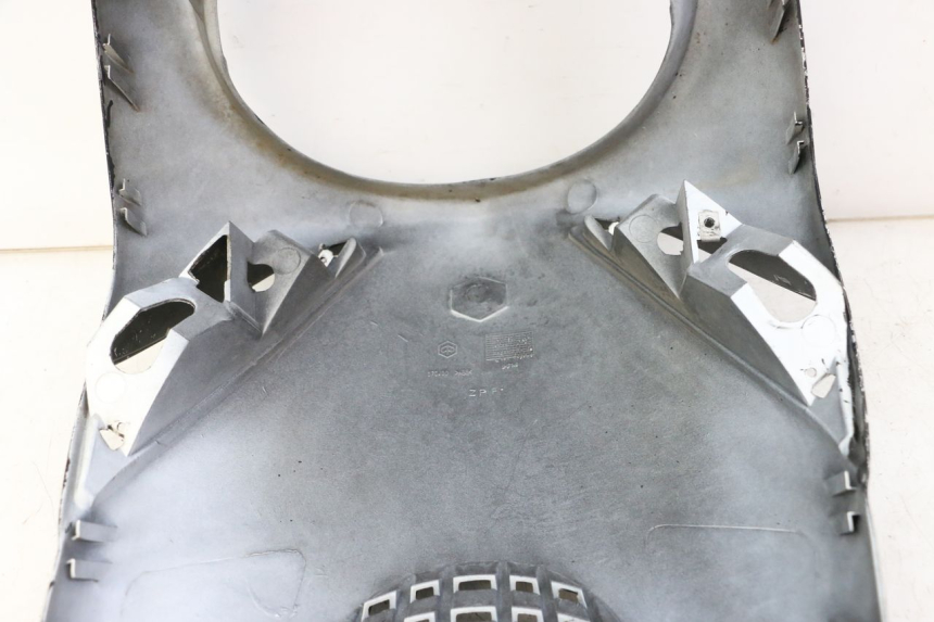 photo de FRONT PANEL PIAGGIO ZIP 4T 50 (2018 - 2020) - Technical close-up