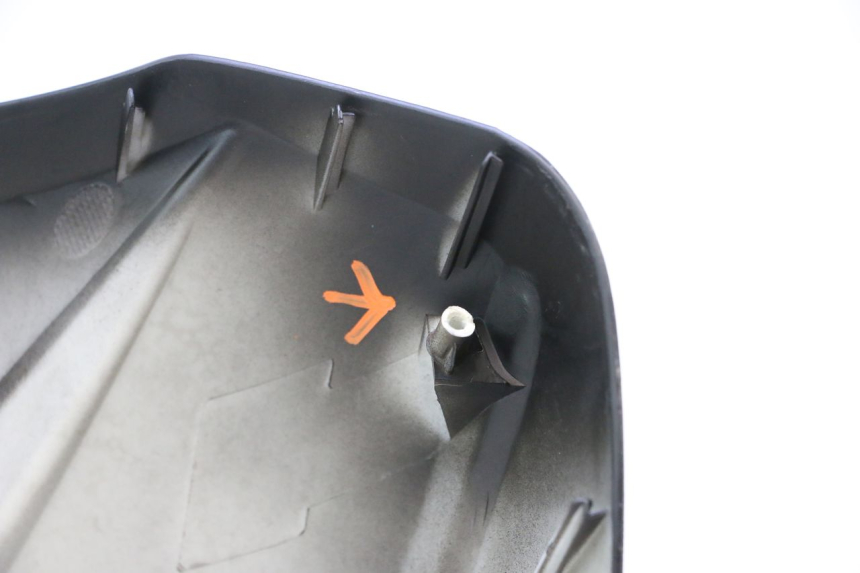 photo de FRONT PANEL TNT MOTOR ROMA 10' 4T 50 (2007 - 2018) - Fixing points details
