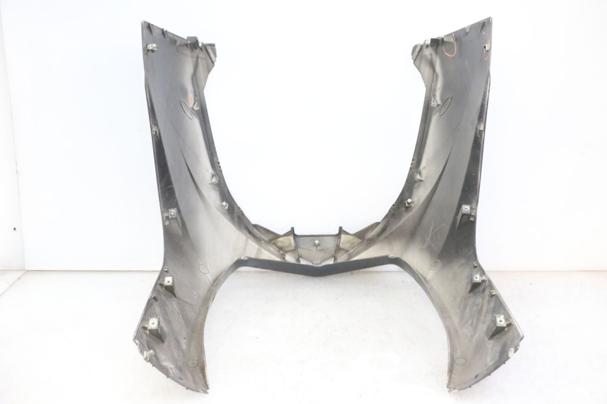 photo de FRONT PANEL PEUGEOT SATELIS COMPRESSOR K15 125 (2006 - 2009) - Markings and original references