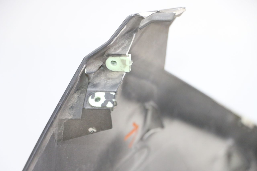 photo de FRONT PANEL PEUGEOT SATELIS COMPRESSOR K15 125 (2006 - 2009) - Alternative perspective