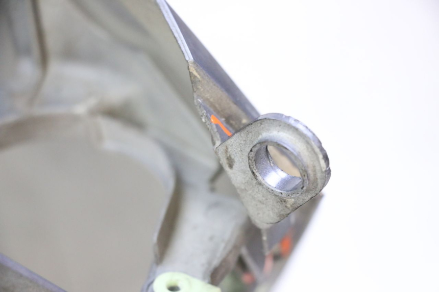 photo de FRONT FAIRING PEUGEOT SATELIS 250 (2006 - 2012) - Zoom on usage condition