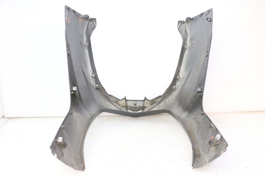 photo de FRONT FAIRING PEUGEOT SATELIS 125 (2006 - 2009) - Supplementary product photo
