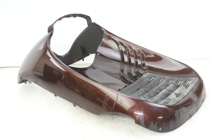 photo de FRONT FAIRING APRILIA SCARABEO GT TOURING 125 (1999 - 2005) - Alternative angle