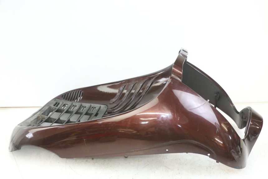 photo de FRONT FAIRING APRILIA SCARABEO GT TOURING 125 (1999 - 2005) - Zoom on usage condition