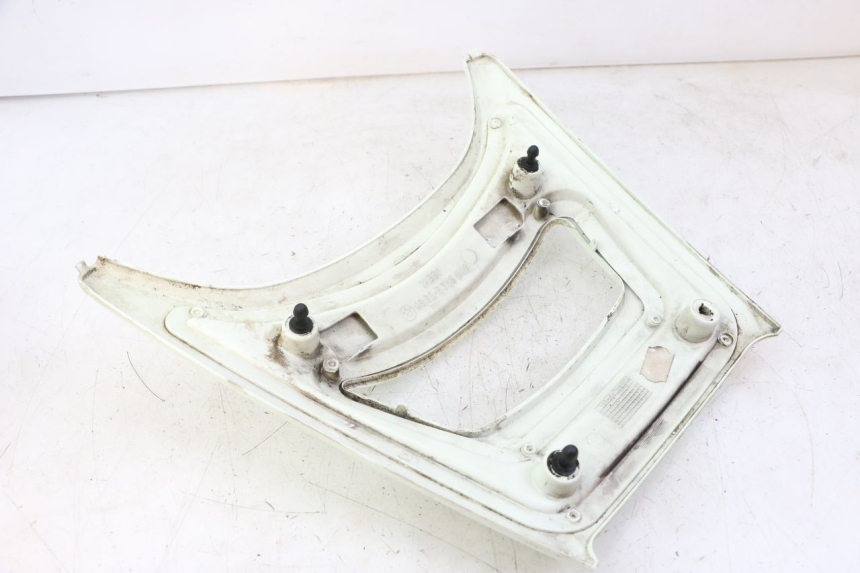 photo de UPPER FRONT PANEL BMW C1 125 (2000 - 2003) - Technical close-up