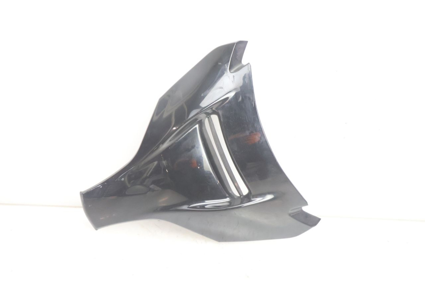 photo de UPPER FRONT FAIRING SUZUKI BURGMAN EXECUTIVE ABS 650 (2006 - 2012) - Component detail