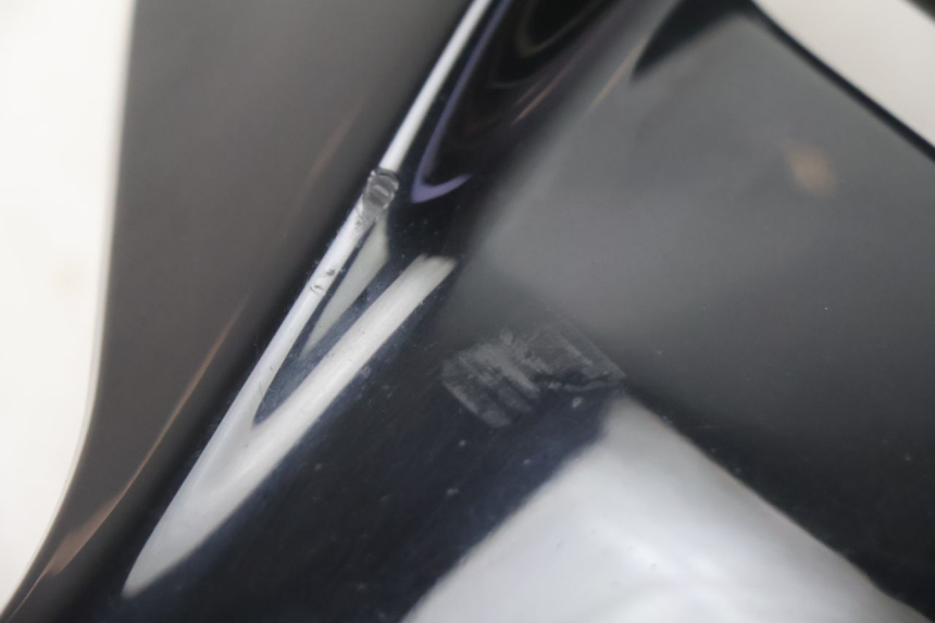 photo de UPPER FRONT FAIRING SUZUKI BURGMAN EXECUTIVE ABS 650 (2006 - 2012) - Alternative perspective