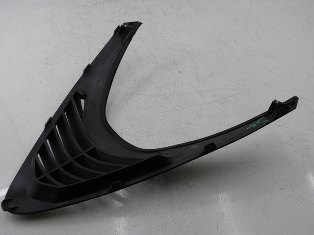 photo de UPPER FRONT FAIRING DAELIM S2 FI 125 (2008 - 2017) - Zoom on usage condition