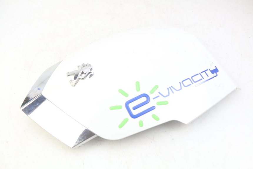 photo de UPPER FRONT PANEL PEUGEOT E-VIVACITY 1 (2012 - 2018) - Technical close-up