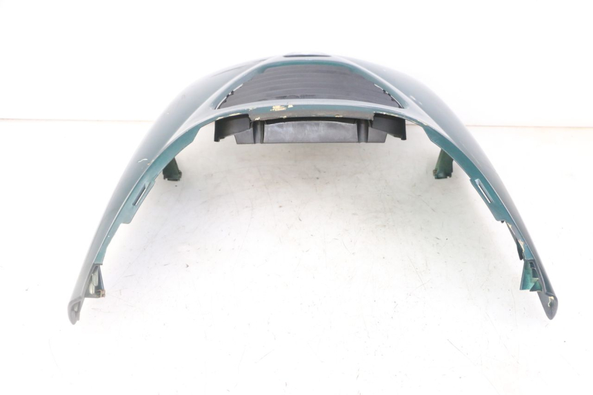 photo de UPPER FRONT FAIRING PEUGEOT ELYSEO 125 (1999 - 2004) - Distinctive features