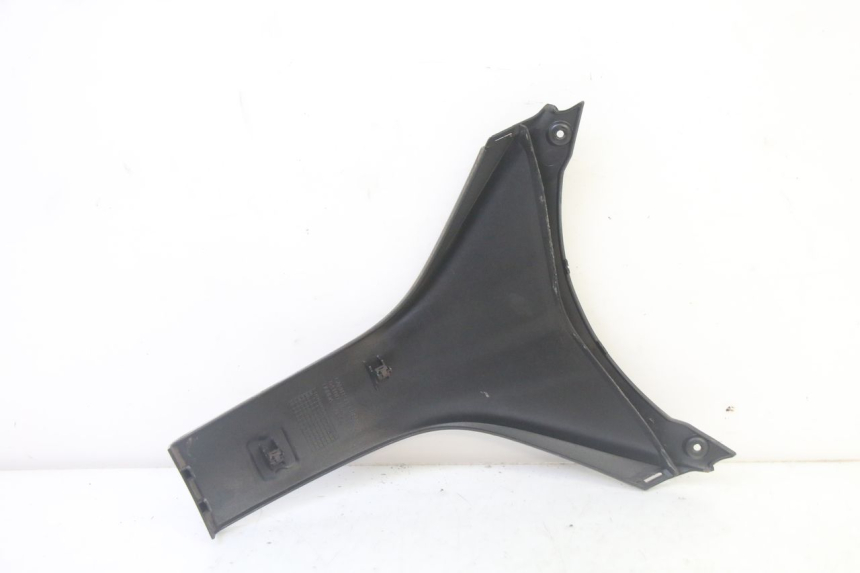 photo de UPPER FRONT FAIRING HONDA FES S-WING SWING ABS 125 (2007 - 2015) - Technical close-up