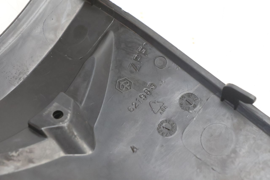 photo de UPPER FRONT PANEL PIAGGIO FLY 2T 50 (2004 - 2017) - Product overview