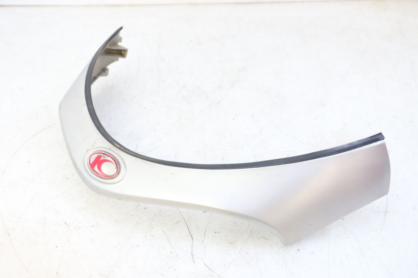 photo de UPPER FRONT FAIRING KYMCO GRAND DINK 125 (2002 - 2007) - Technical close-up