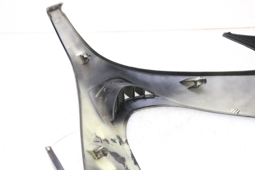 photo de UPPER FRONT FAIRING JM MOTORS GTS 125 (2015 - 2019) - Surface and material condition