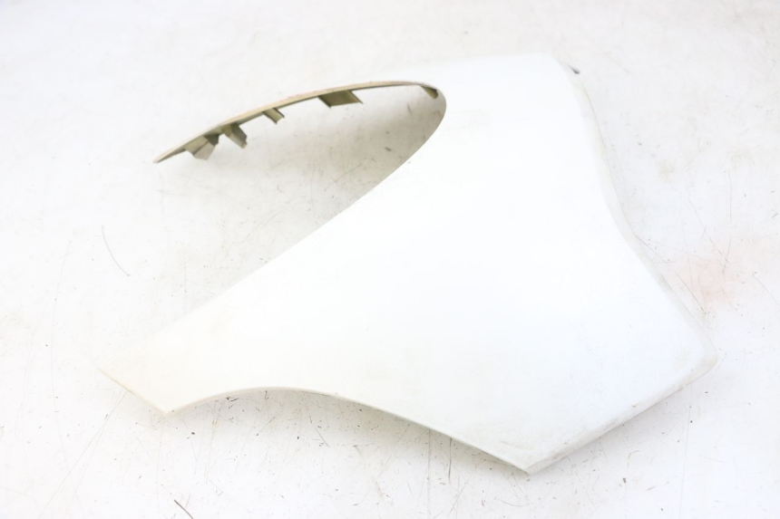 photo de UPPER FRONT FAIRING HONDA NES AROBASE 125 (2000 - 2003) - Fixing points details