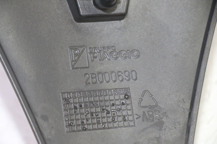 photo de UPPER FRONT FAIRING PIAGGIO MP3 HPE 350 (2018 - 2020) - Product overview