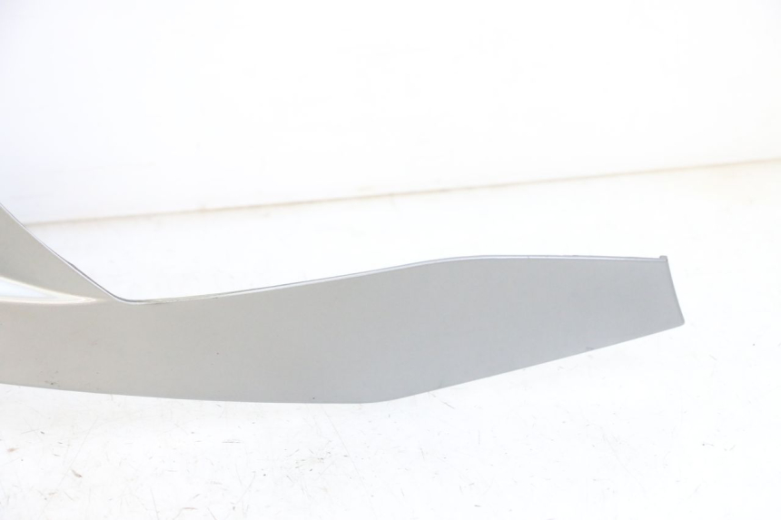 photo de UPPER FRONT FAIRING PIAGGIO MP3 LT 300 (2010 - 2016) - Fixing points details