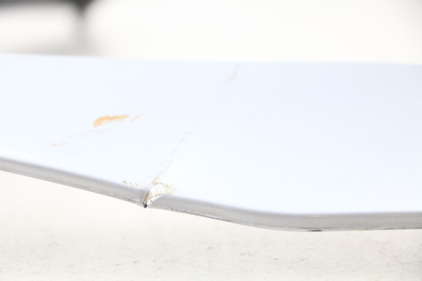 photo de UPPER FRONT PANEL PIAGGIO MP3 125 (2006 - 2014) - Surface and material condition