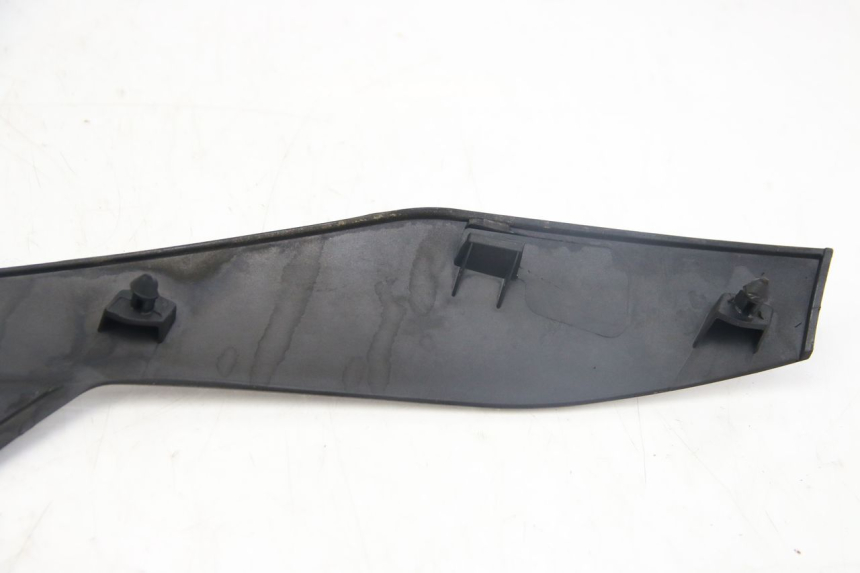 photo de UPPER FRONT PANEL PIAGGIO MP3 125 (2006 - 2014) - Checked used part