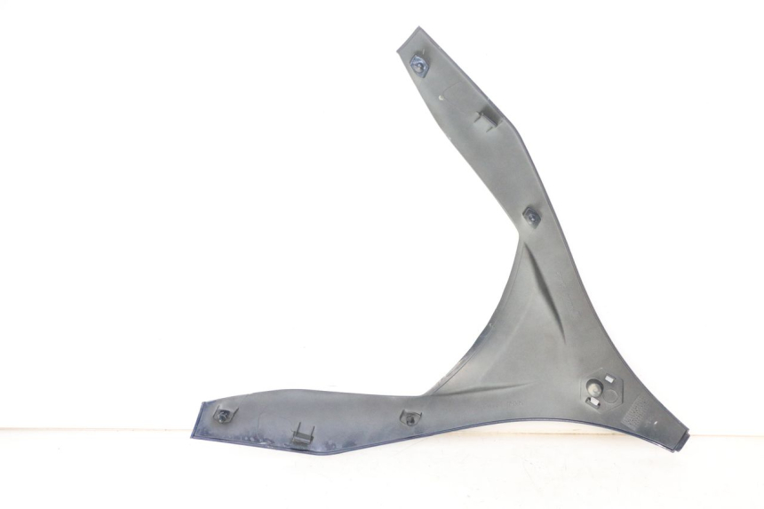 photo de UPPER FRONT FAIRING PIAGGIO MP3 RL 250 (2006 - 2010) - Alternative perspective