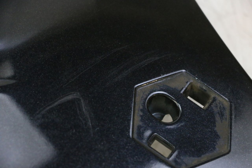 photo de UPPER FRONT PANEL PIAGGIO MP3 125 (2006 - 2014) - Technical close-up