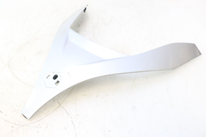 photo de UPPER FRONT PANEL PIAGGIO MP3 125 (2006 - 2014) - Fixing points details