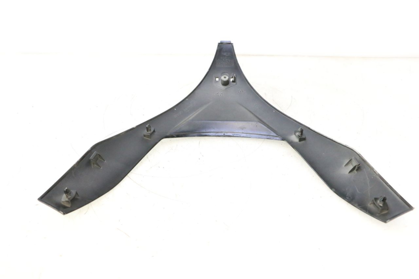 photo de UPPER FRONT PANEL PIAGGIO MP3 500 (2011 - 2015) - Zoom on usage condition