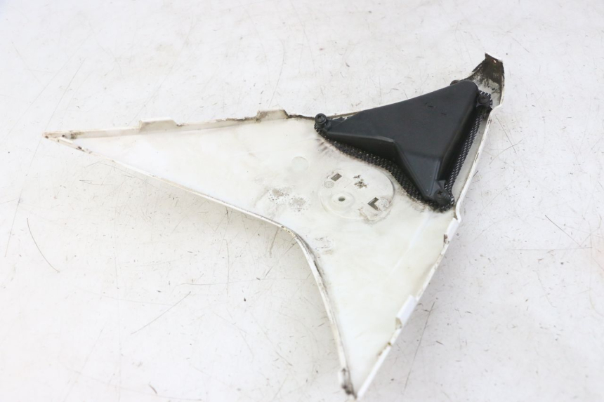 photo de UPPER FRONT FAIRING GILERA NEXUS 125 (2009 - 2013) - Fixing points details