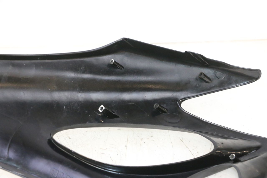photo de UPPER FRONT FAIRING MBK NITRO 50 (2004 - 2008) - Distinctive features