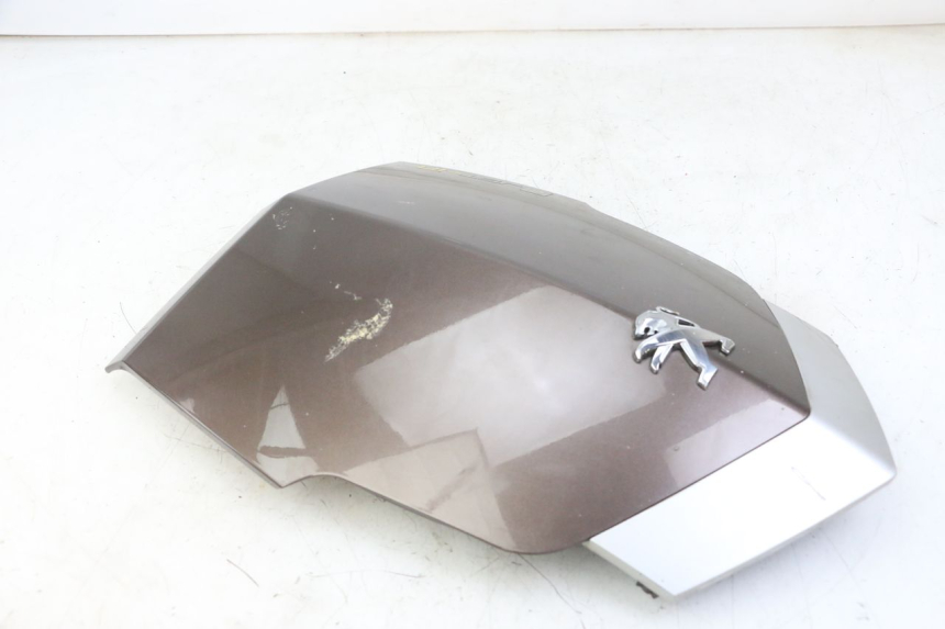 photo de UPPER FRONT FAIRING PEUGEOT VIVACITY 125 (2010 - 2017) - Fixing points details