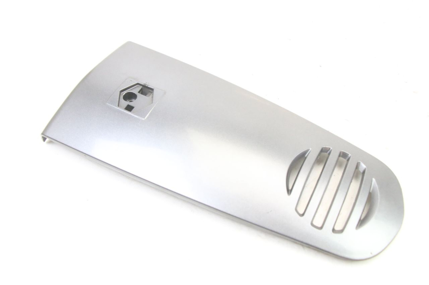 photo de UPPER FRONT PANEL PIAGGIO VESPA GRANTURISMO 125 (2003 - 2007) - Main view