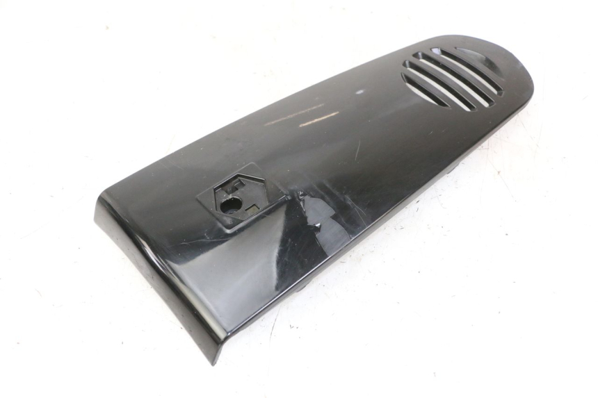 photo de UPPER FRONT FAIRING PIAGGIO VESPA GRANTURISMO 200 (2004 - 2005) - Product overview