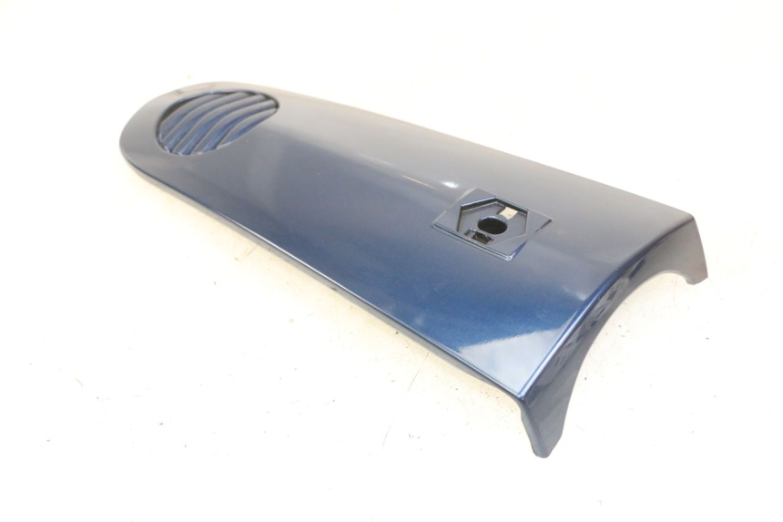 photo de UPPER FRONT FAIRING PIAGGIO VESPA LX 150 (2005 - 2013) - Fixing points details