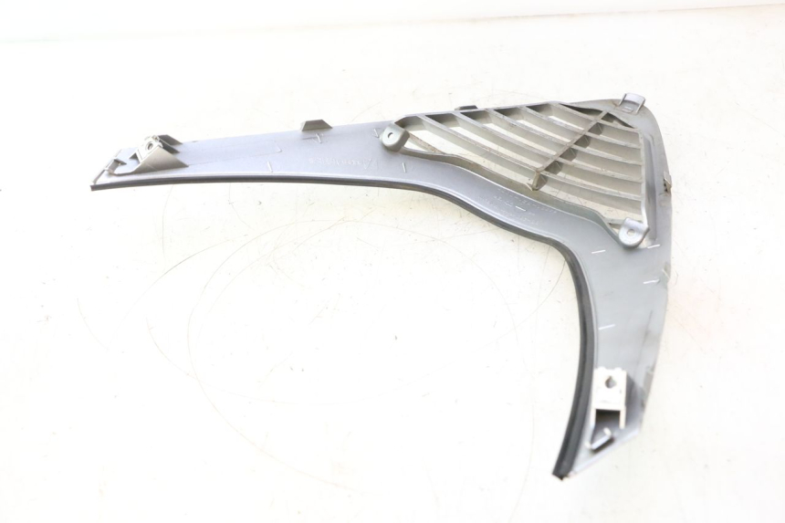 photo de UPPER FRONT FAIRING DAELIM S2 125 (2006 - 2007) - Technical close-up