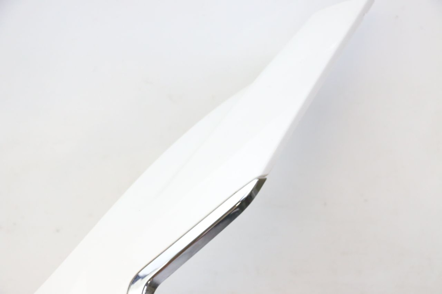 photo de UPPER FRONT PANEL PEUGEOT SATELIS 125 (2010 - 2012) - Additional view of the item