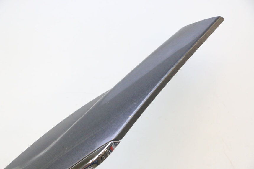 photo de UPPER FRONT FAIRING PEUGEOT SATELIS 125 (2013 - 2018) - High-resolution close-up