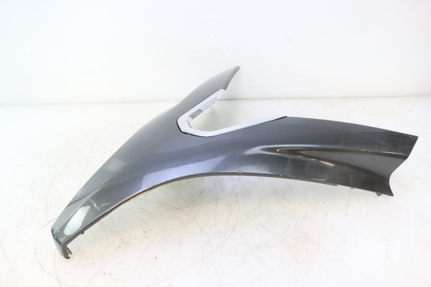 photo de UPPER FRONT FAIRING PEUGEOT SATELIS 125 (2013 - 2018) - Component detail