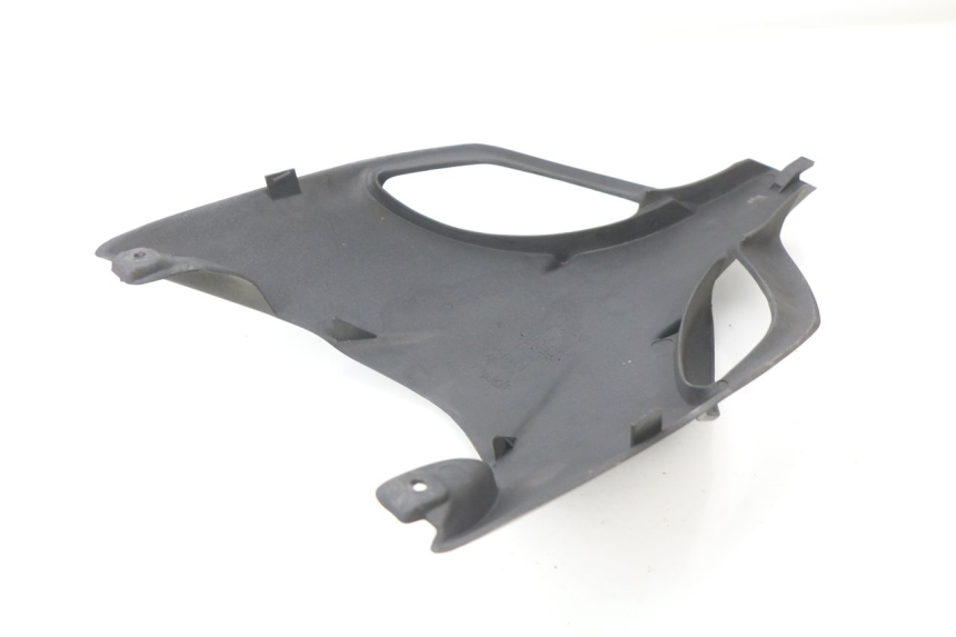 photo de UPPER FRONT FAIRING APRILIA SR CARB LC 2T 50 (2004 - 2012) - Technical close-up