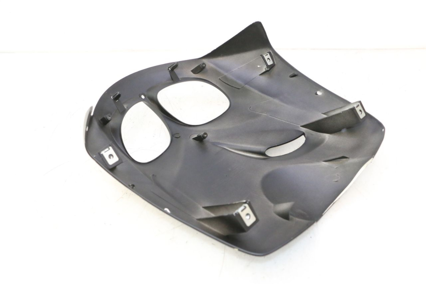 photo de UPPER FRONT FAIRING PEUGEOT TKR TREKKER FURIOUS 50 (2005 - 2014) - Fixing points details