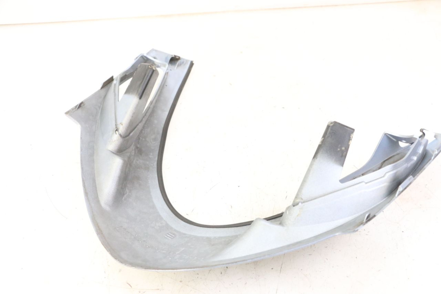 photo de UPPER FRONT PANEL SUZUKI UH BURGMAN 125 (2002 - 2006) - Zoom on usage condition