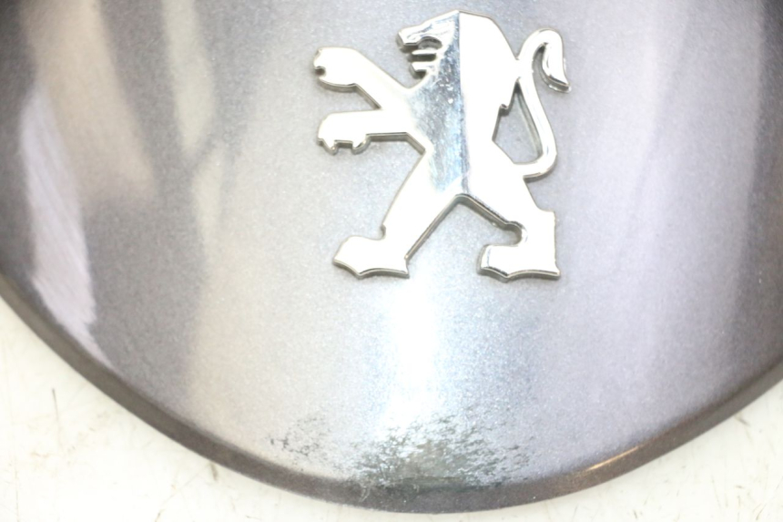 photo de UPPER FRONT PANEL PEUGEOT V-CLIC VCLIC 50 (2007 - 2013) - Additional view of the item