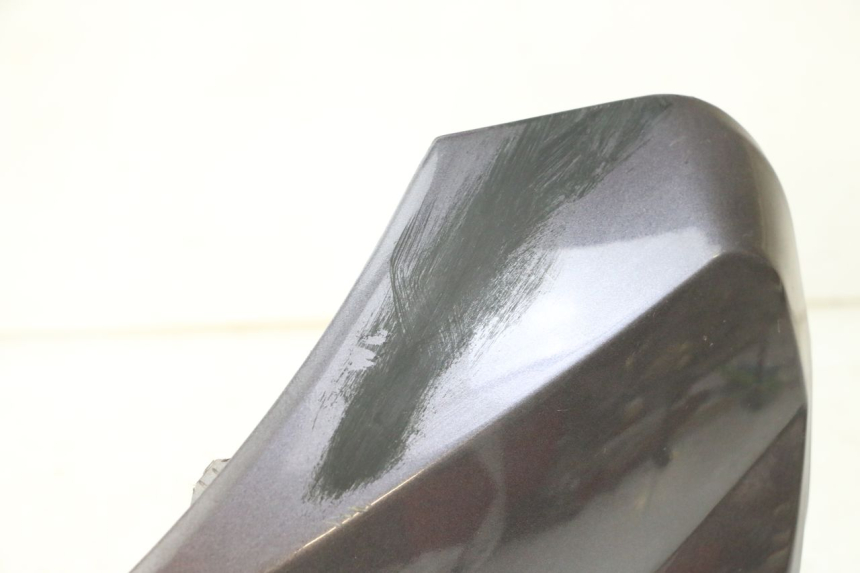 photo de UPPER FRONT PANEL PEUGEOT V-CLIC VCLIC 50 (2007 - 2013) - Zoom on usage condition