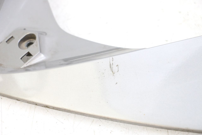 photo de UPPER FRONT PANEL PIAGGIO X10 125 (2012 - 2017) - Surface and material condition
