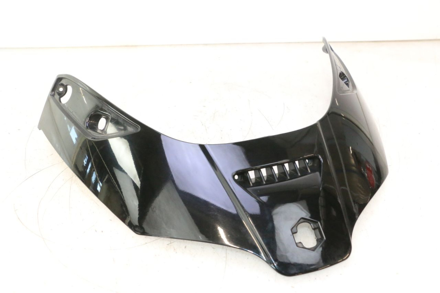 photo de UPPER FRONT FAIRING PIAGGIO X8 STREET 125 (2006 - 2007) - Technical close-up