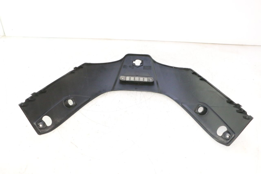 photo de UPPER FRONT FAIRING PIAGGIO X8 STREET 125 (2006 - 2007) - Surface and material condition