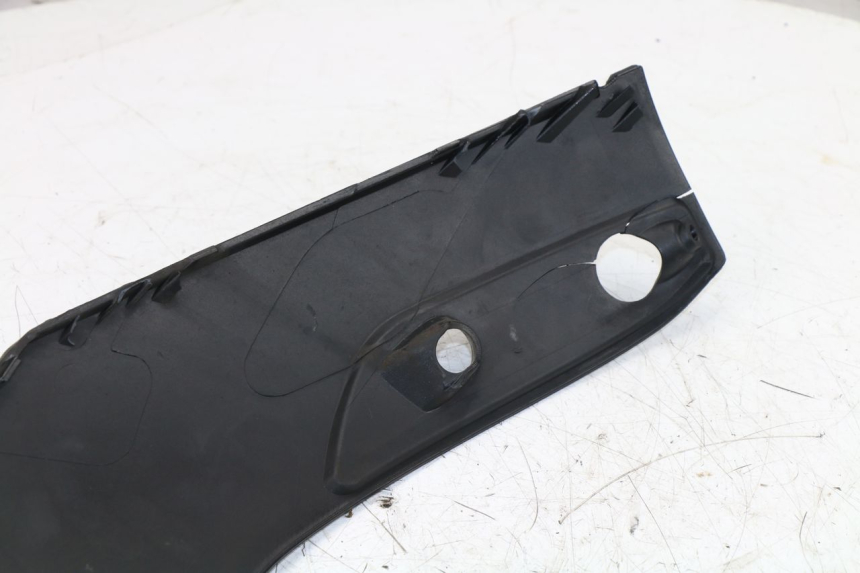 photo de UPPER FRONT FAIRING PIAGGIO X8 STREET 125 (2006 - 2007) - Alternative perspective