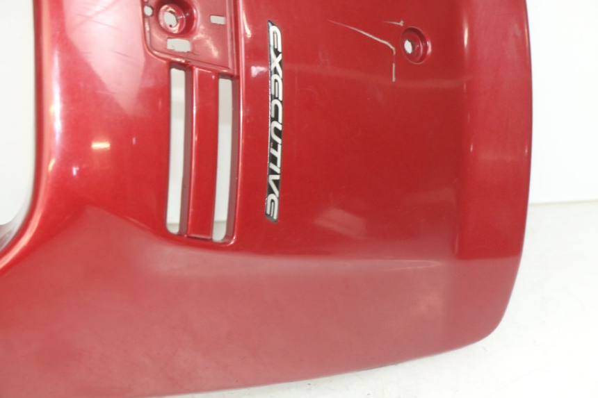 photo de FRONT PANEL PEUGEOT SV 125 (1991 - 1994) - Distinctive features