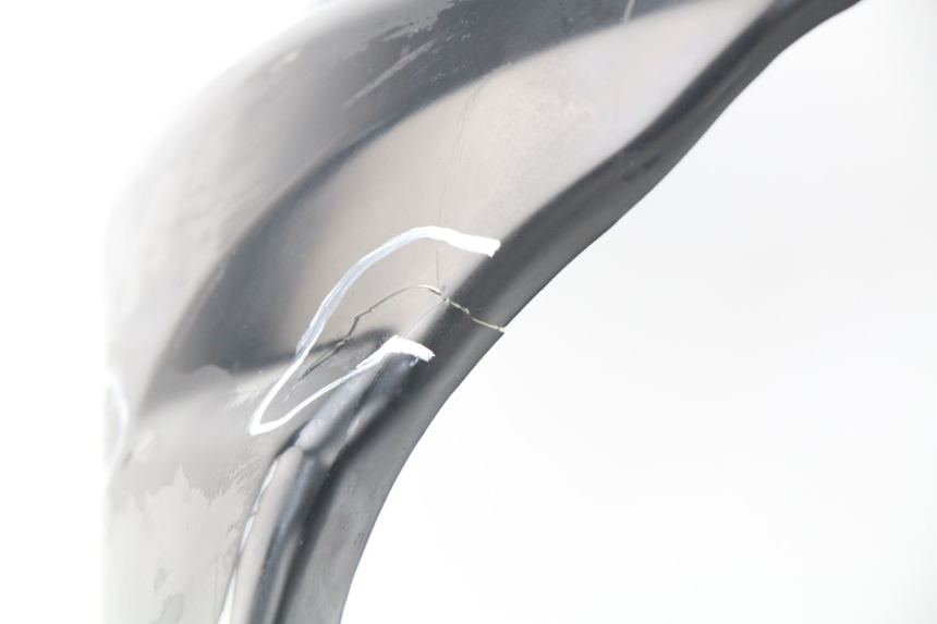 photo de FRONT FAIRING BAOTIAN TRAVEL SPIRIT 50 (2010 - 2012) - Additional view of the item